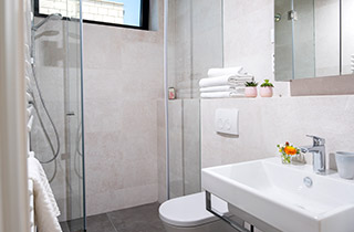 Bathroom 1 at Elite Accommodation Apartment in Dubrovnik at Casa Bianca